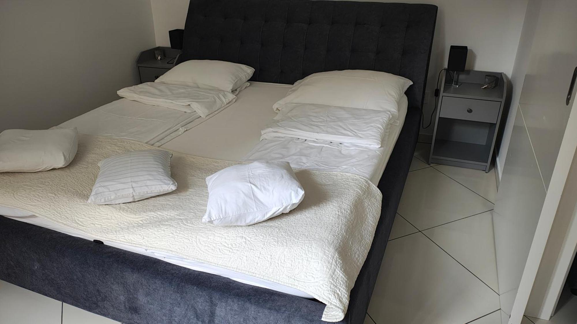 Apartment Luna Terazije Belgrad Zimmer foto